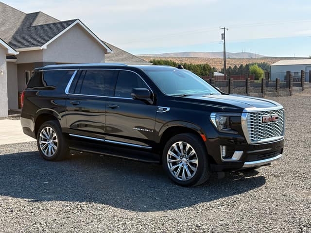 2023 GMC Yukon Denali XL